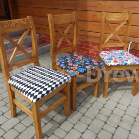 Krzesła 25 tapicerowane 