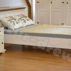 Drewniane łóżko AC